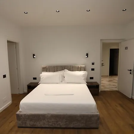 Hotell Klaus Tirana