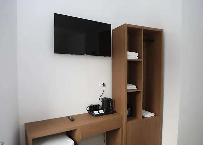 Klaus Hotel Tirana