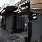 Отель Klaus 4*