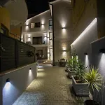 Klaus 4* Тирана