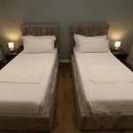 Отель Klaus 4*