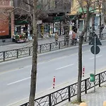 Klaus 4* Тирана