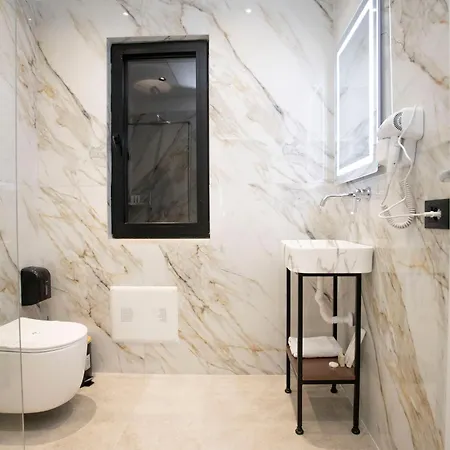 Klaus 호텔 티라나