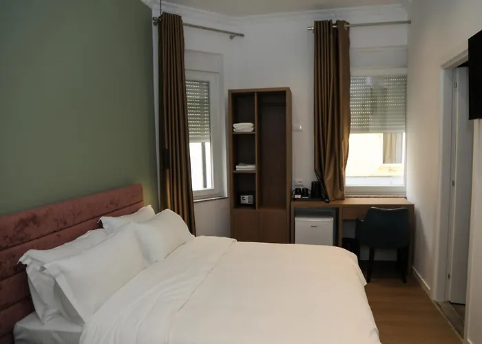 Klaus Hotel